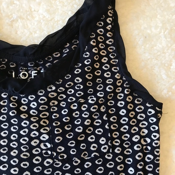 LOFT Ooh La La Twist Trim Tank Blue Tan Circle Dots Sleeveless Tank Size XS - Picture 4 of 7